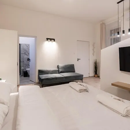 Kl31 - Urban Escape - Prime Location - Klauzal Square By Bqa *