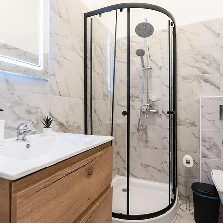 Apartmán Kl31 - Urban Escape - Prime Location - Klauzal Square By Bqa Budapešť