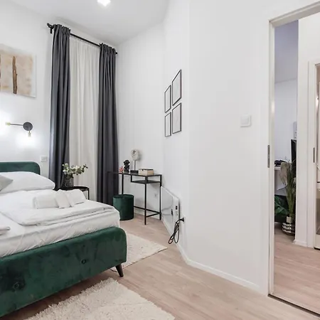 Kl31 - Urban Escape - Prime Location - Klauzal Square By Bqa 부다페스트