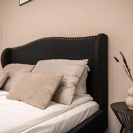 Kl31 - Urban Escape - Prime Location - Klauzal Square By Bqa 아파트 *