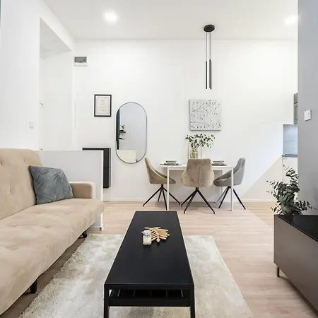 Kl31 - Urban Escape - Prime Location - Klauzal Square By Bqa 아파트 부다페스트